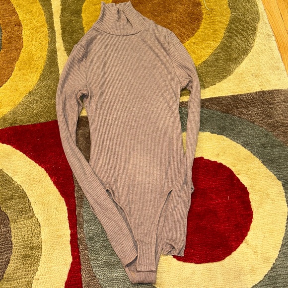 Intimately Free People Mock on The Spot Bodysuit Ribbed Tan Long Sleeve Small - Picture 1 of 4